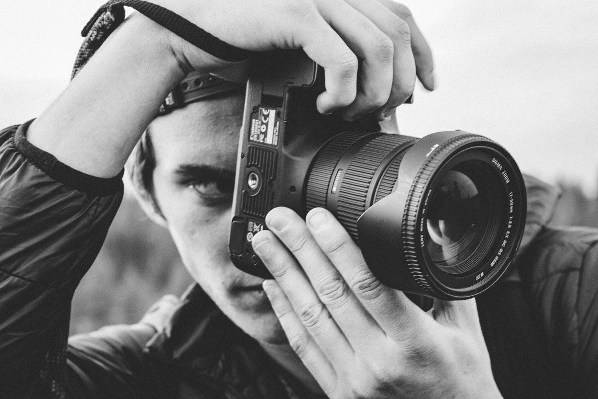 5 Ways to Ruin their Wedding Photos – Tips for the Photographer