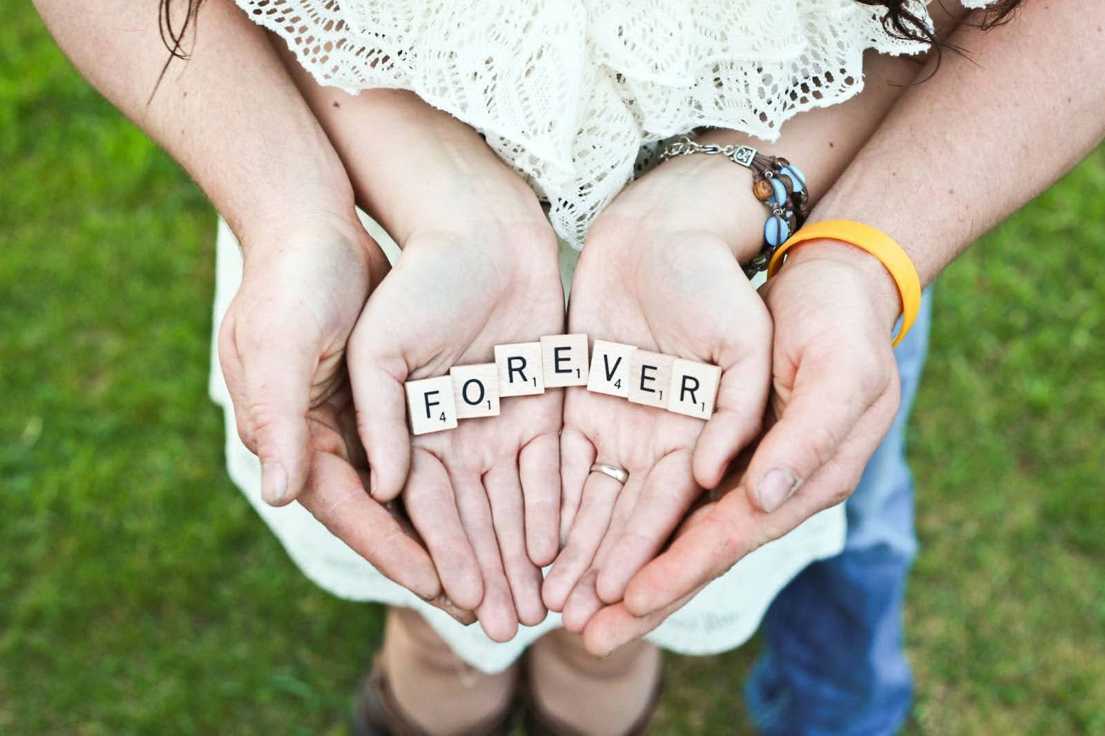 Engagement Picture Poses