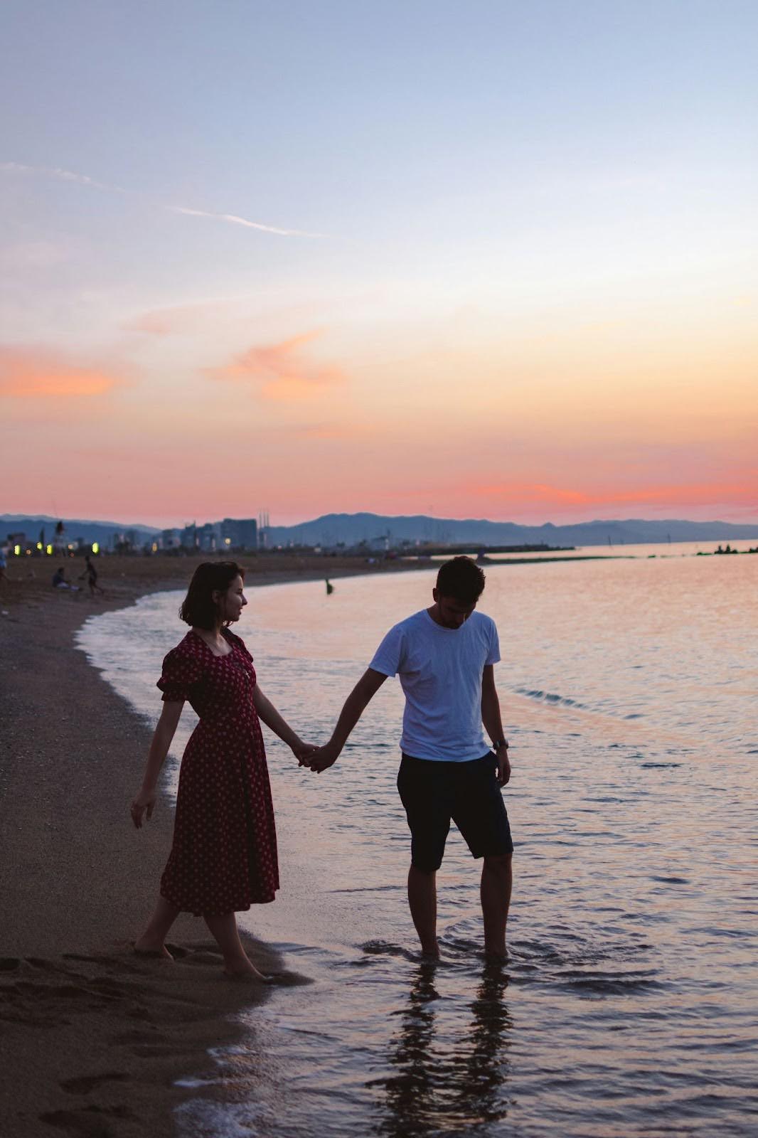 Engagement Picture Poses