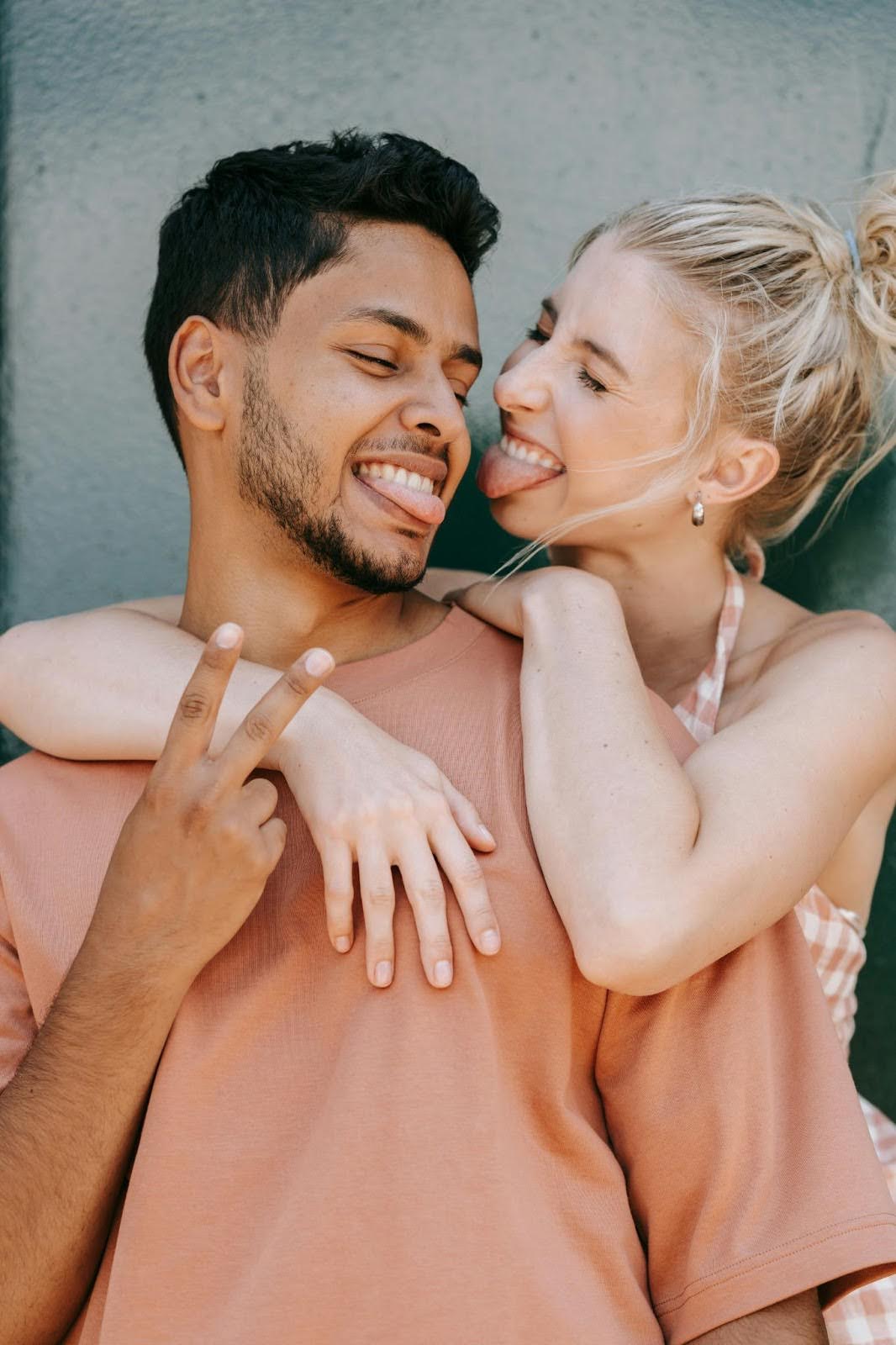 Engagement Picture Poses