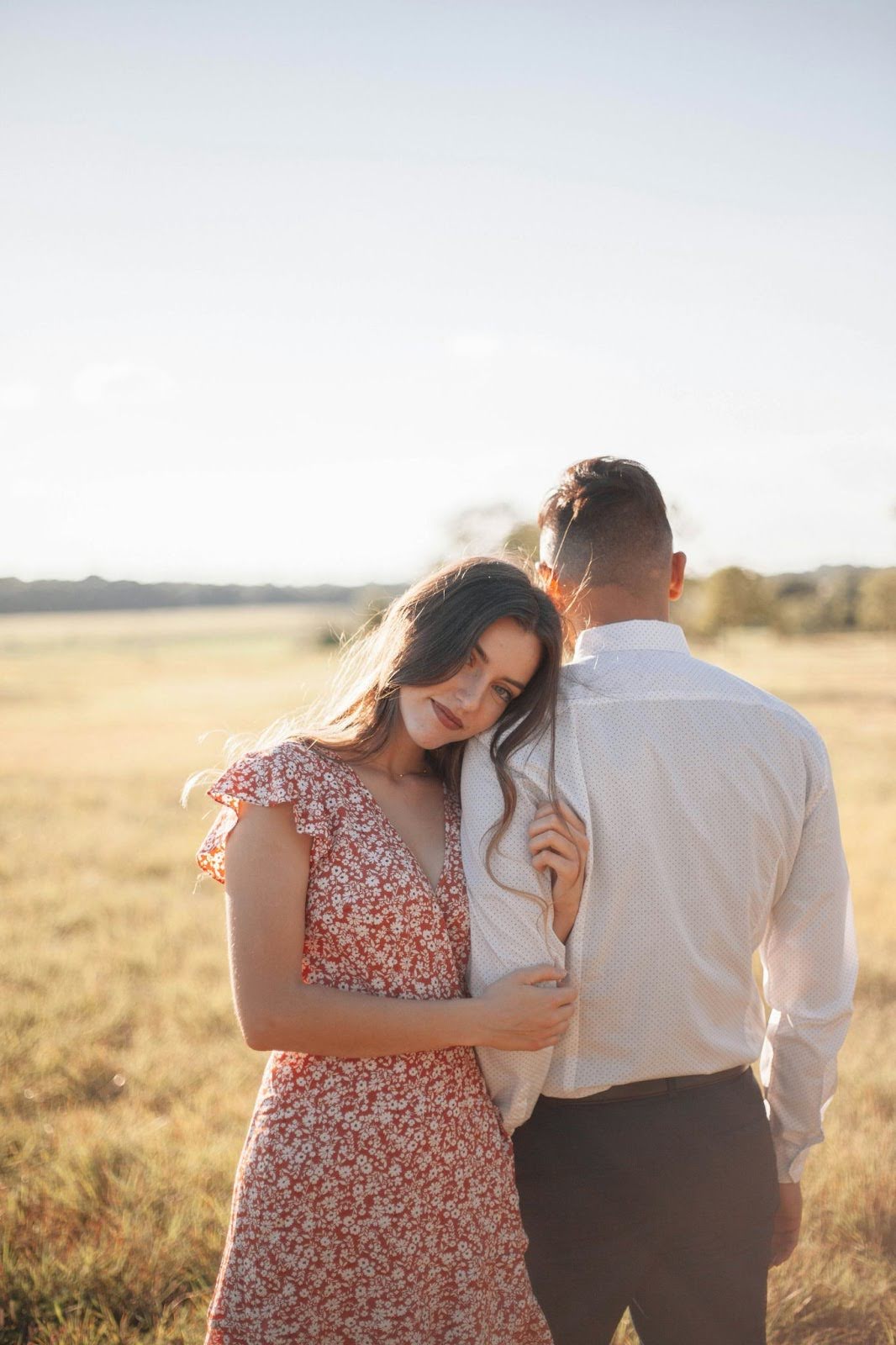 Engagement Picture Poses