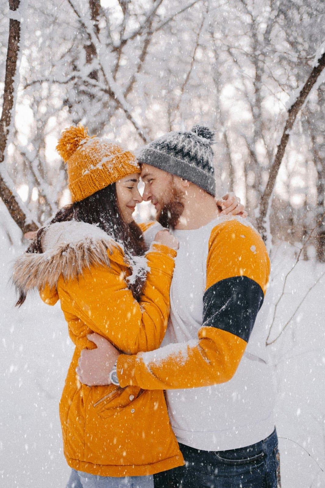 Engagement Picture Poses