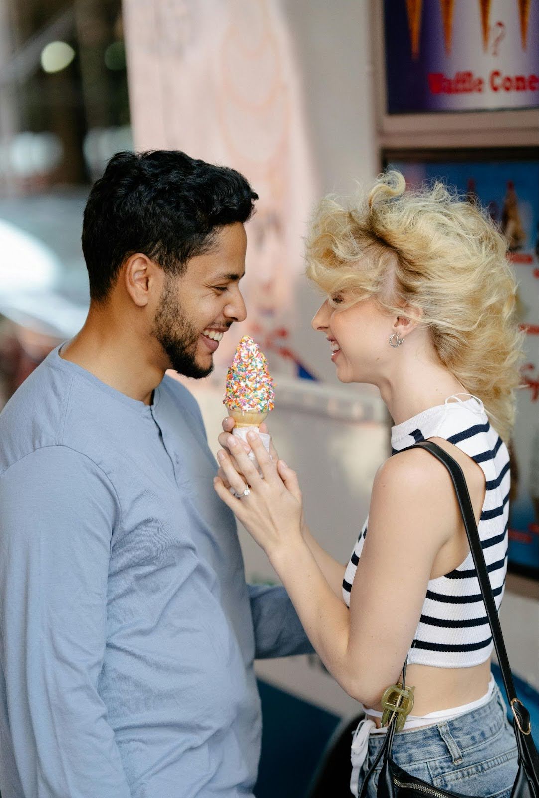 Engagement Picture Poses